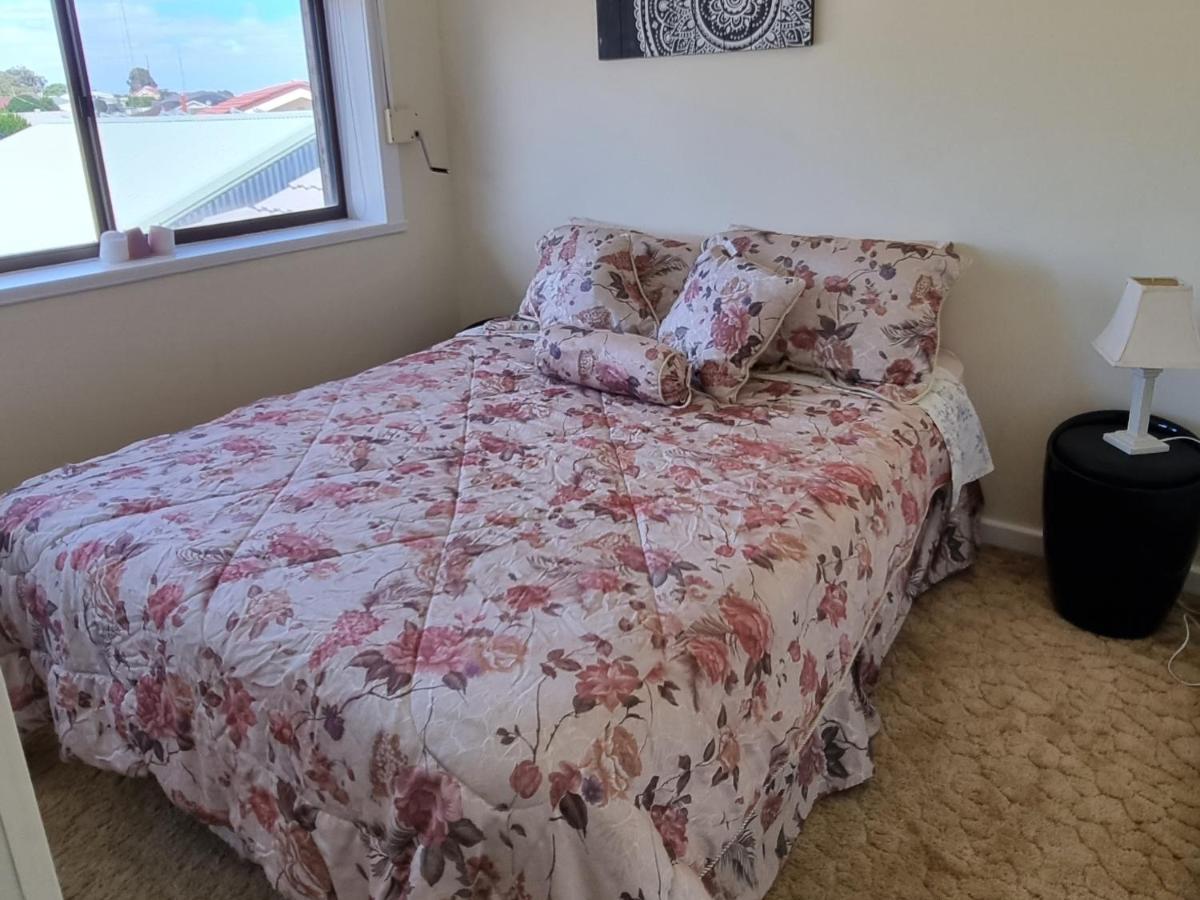 Spacious Holiday Home - Waikerie Екстер'єр фото